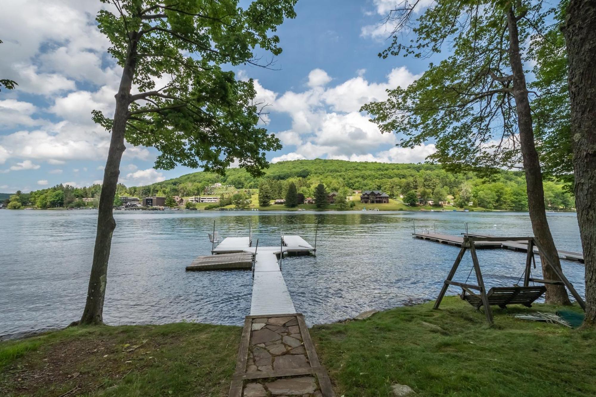 Docktails Villa McHenry Bagian luar foto